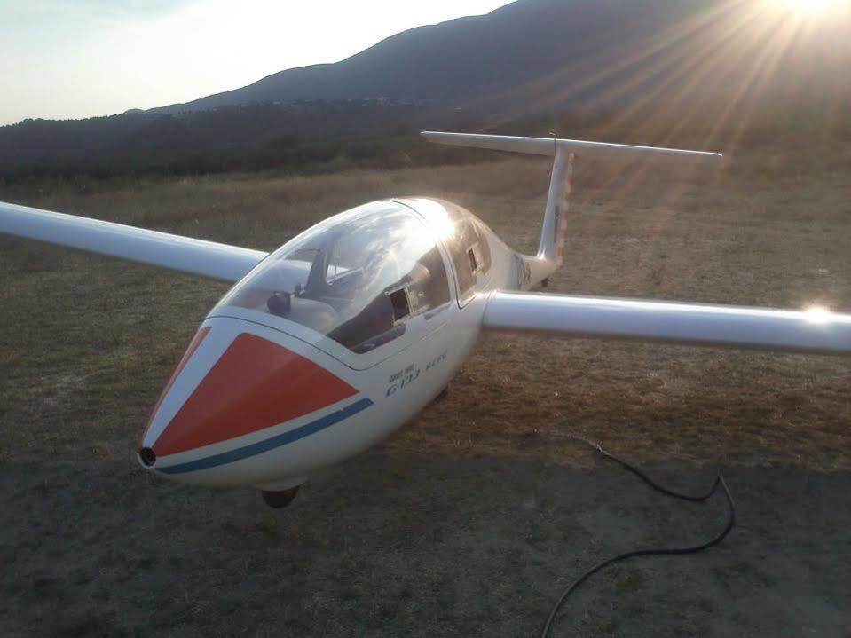 Aitheron Hotel Air Park Zervi Bagian luar foto